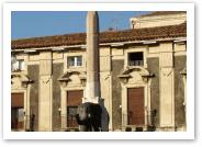 (8/8): pomnik sonia, symbol Catanii na Piazza Duomo