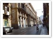 (9/21): ulica w centro storico